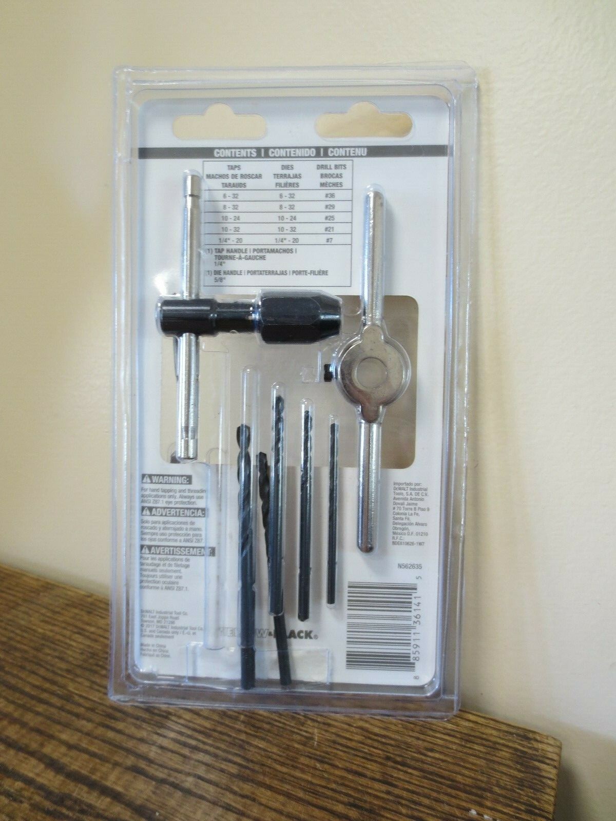 Dewalt New Fractional Tap And Hex Set 17 Piece Dwa1451 Dewalt New Fractional Tap And Hex Set 17 Piece Dwa1451