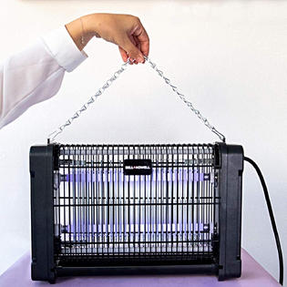 Bell + Howell 1986 Electric Insect Zapper 2800V Mosquito Bugs Killer