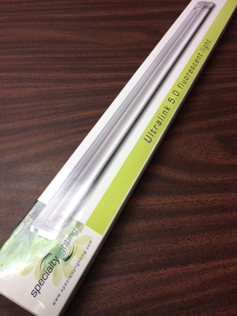 Specialty Lighting 35 Ultralink Under Cabinet Fluorescent Light Specialty Lighting 35 Ultralink Under