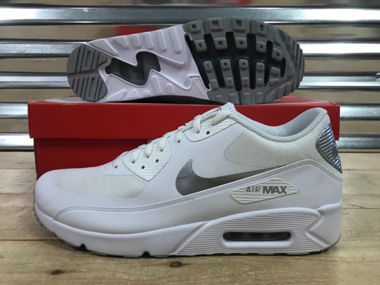 Selling discounts Nike AIR MAX 90 ULTRA 2.0 ESSENTIAL White Selling discounts Nike AIR MAX 90 ULTRA 2.0 ESSENTIAL White