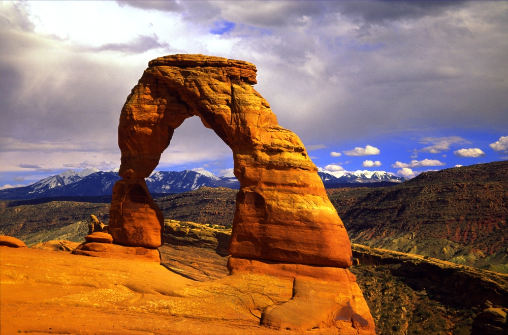 posterazzi rock arch at