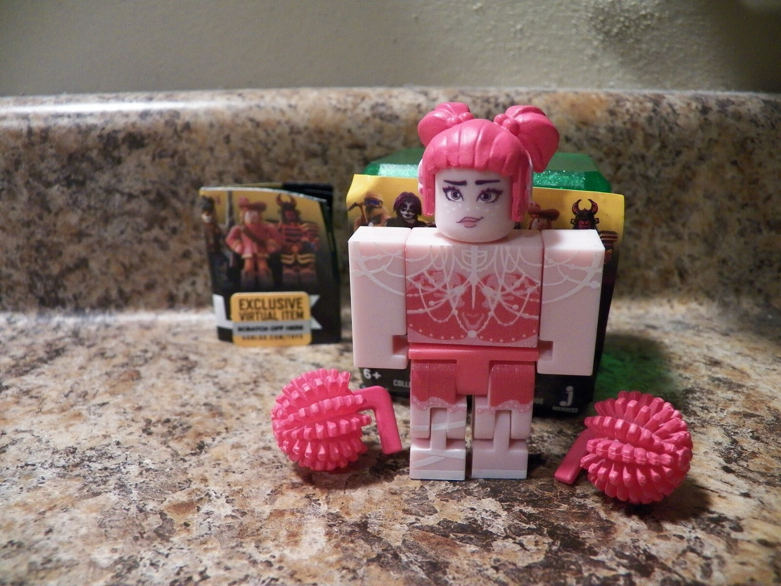 Jazwares Roblox Celebrity Series 4 Enchanted Academy Mermaid Mini