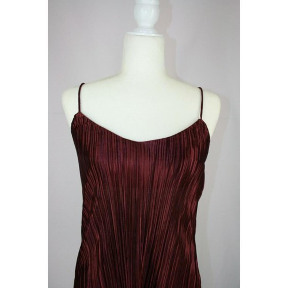 Size Xs H M Maroon Crinkle Spaghetti Strap Cami Top New Nwt