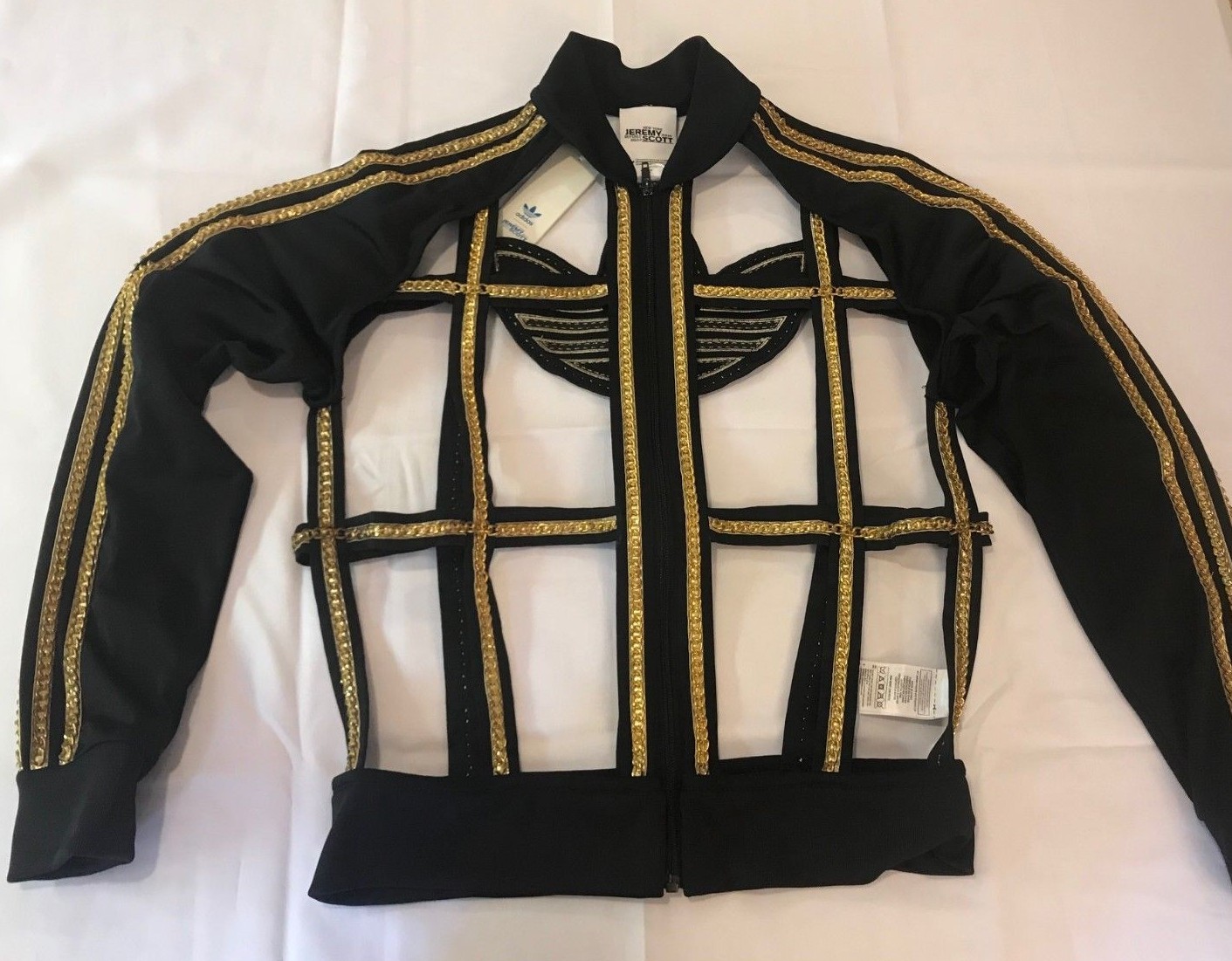 prod_19118745234?src=https://i  