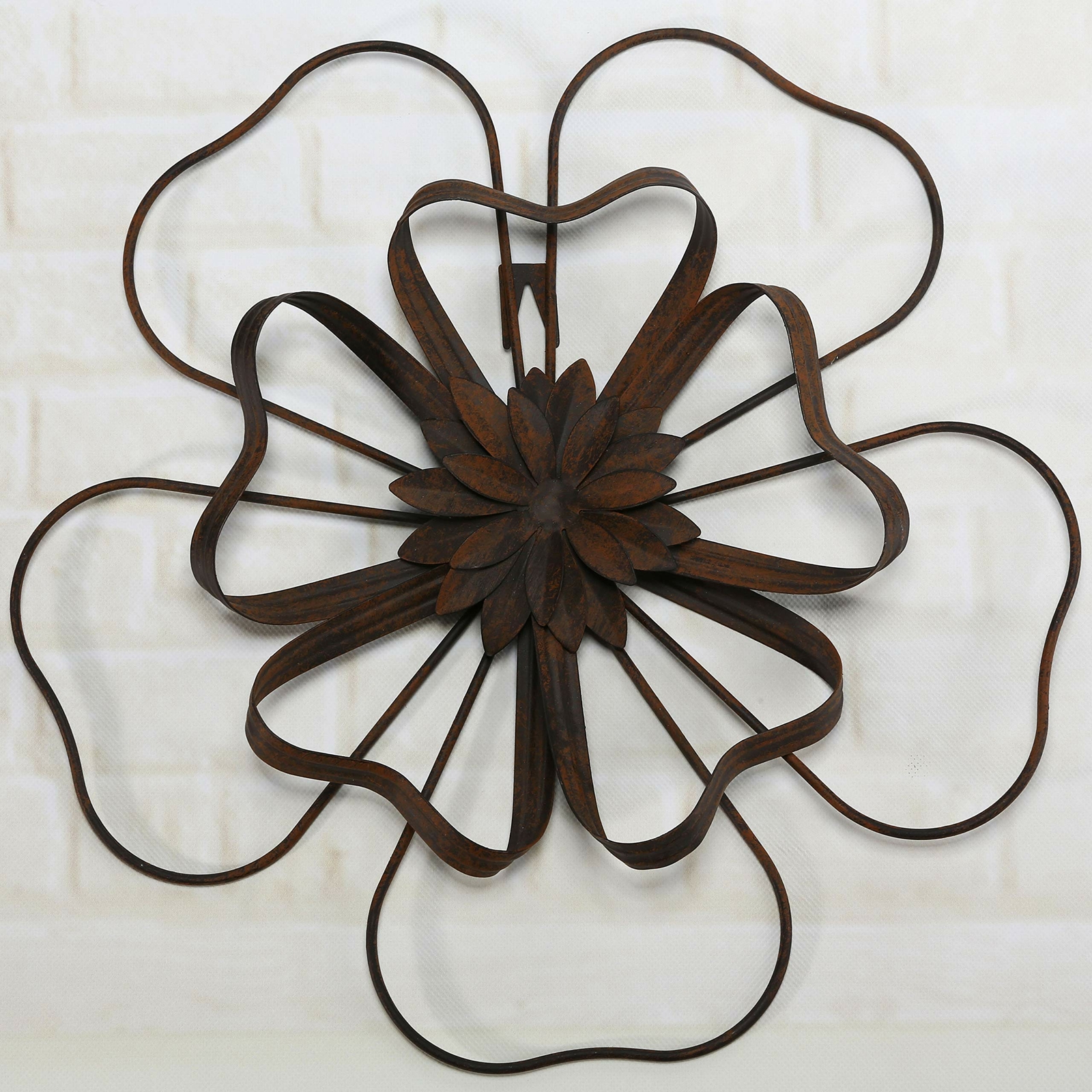 Scwhousi Rustic Flower Metal Wall Decor Outdoor Garden Wall Art