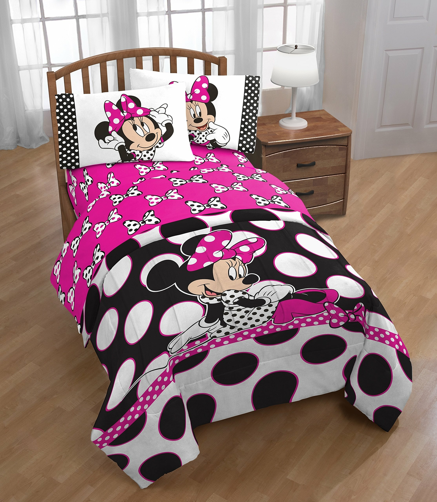 Jay Franco Sons Minnie Mouse Girls Bedding Set Full 4 Piece