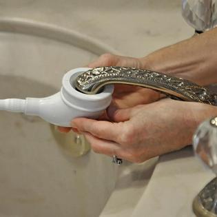 Danby Danco Versa Spray White 1 Spray Shower Head Danby Danco Versa Spray White 1 Spray Shower Head