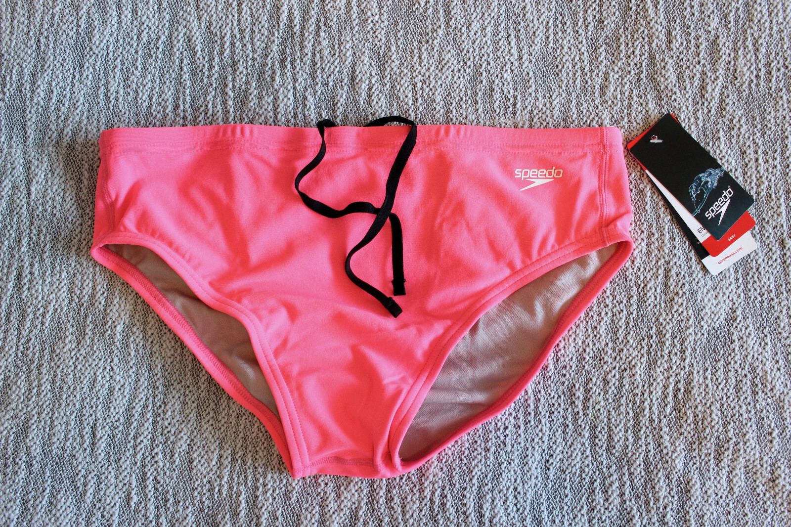 Speedo Men neon Pink training Endurance Solid Brief Swimwear size 34