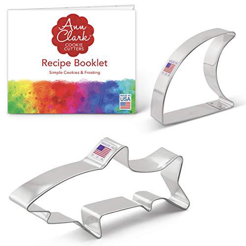 WoodRiver ann clark cookie cutters 2-piece shark cookie cutter set with recipe booklet, shark and fin