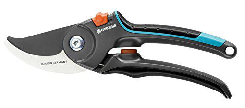 gardena 8904, two step adjustable bypass pruners with safety lock, for pruning and cutting flowers or branches, made in germa