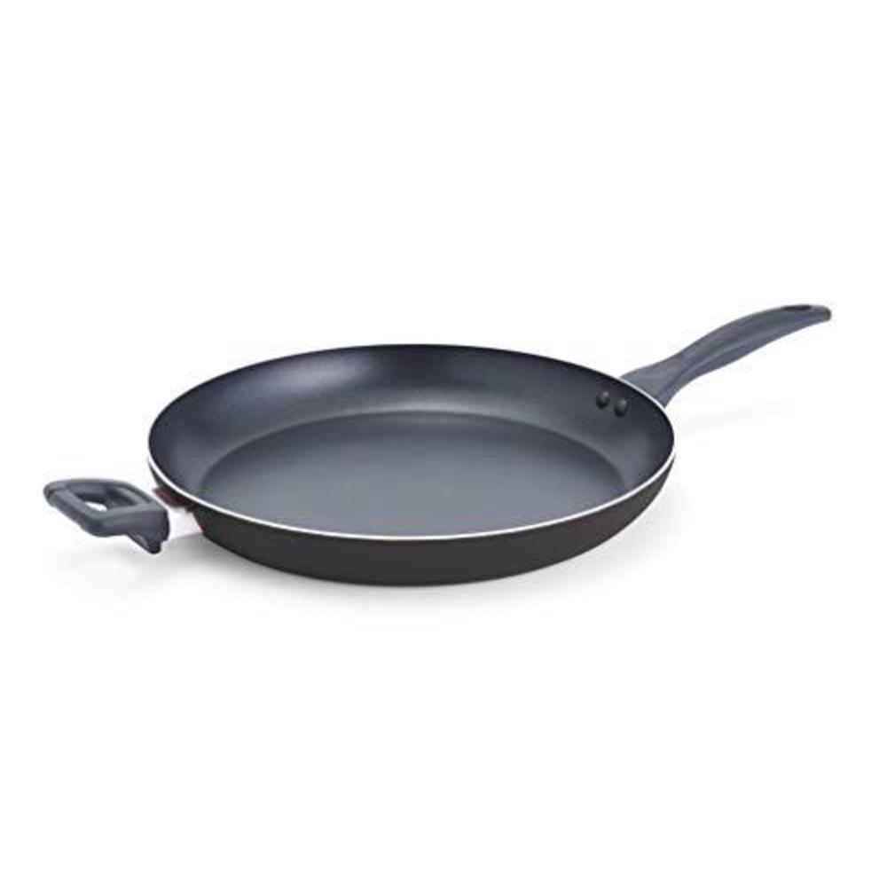 t-fal a74009 specialty nonstick giant family fry pan cookware, 13-inch, black