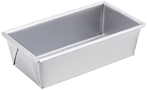 Chicago Metallic Commercial II Traditional Uncoated 1-Pound Loaf Pan - 49042