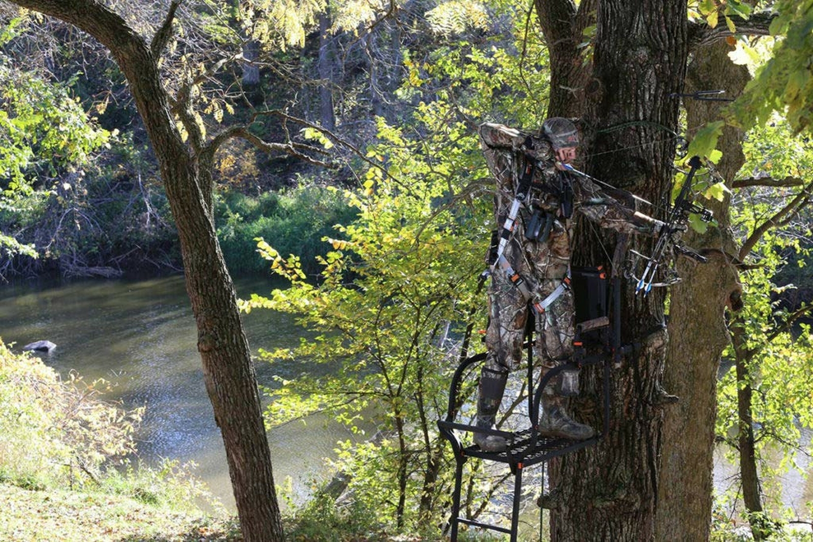 Big Game Big Game Hunter Hd 1 5 Treestand Adjustable Shooting