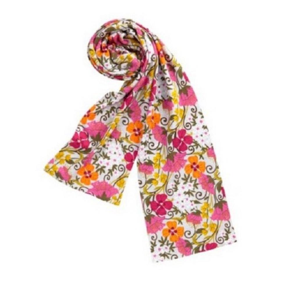 Vera Bradley Knitted Scarf In Tea Garden Nwt R 46 95