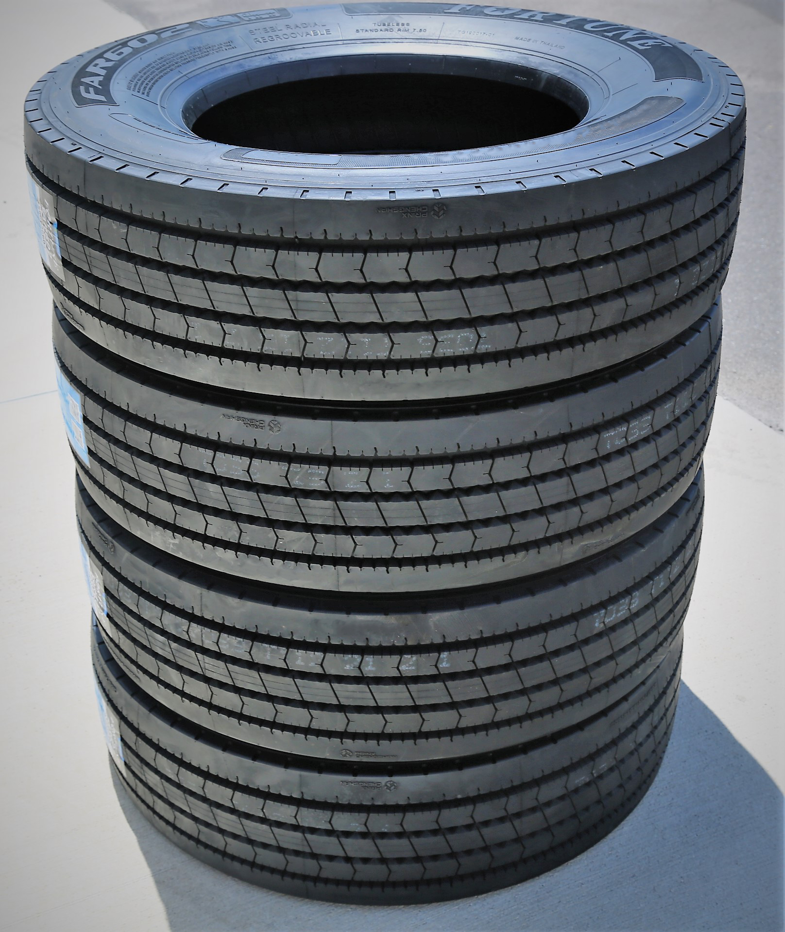 Fortune 4 Tires Fortune FAR602 285/75R24.5 Load H 16 Ply All Position Commercial