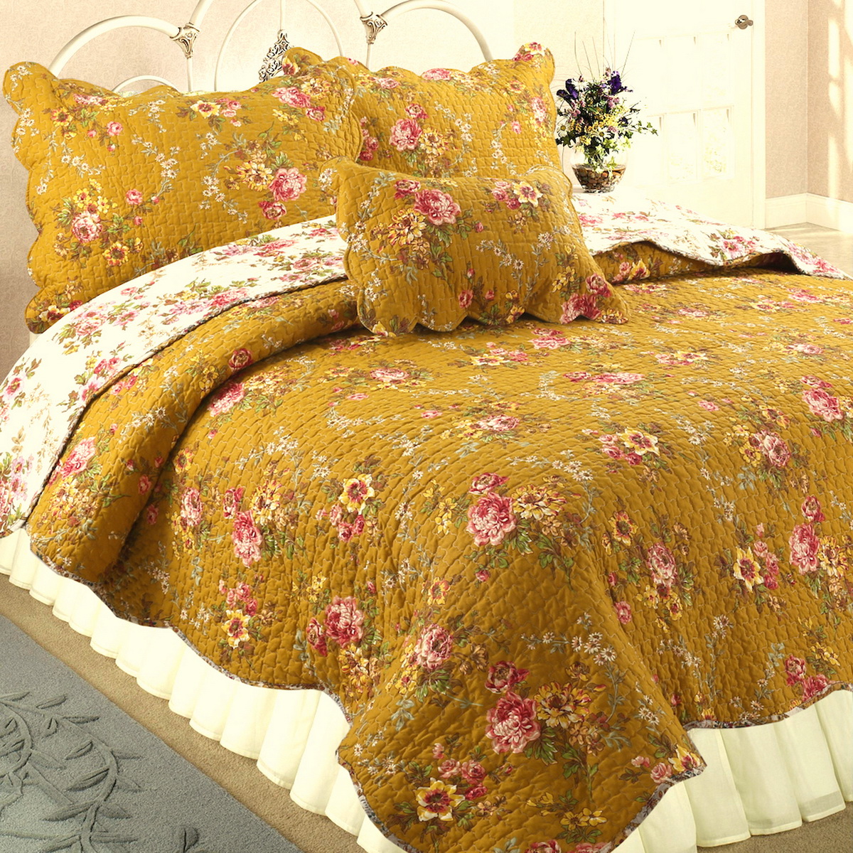 GEORGE & JIMMY Golden Blossomy Garden 100% Hypoallergenic cotton 3 piece Reversible Quilt Set Bedroom Quilt Bedding King Size Orange Yellow