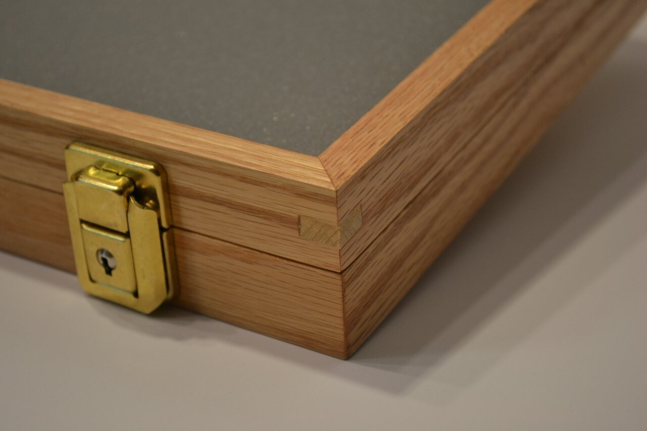 Two Timbers Llc Display Case Oak En Box Gl Top Collectibles Two Timbers Llc Display Case Oak En