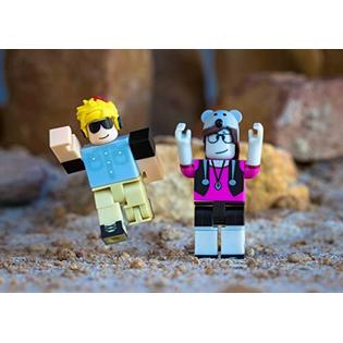 Roblox Celebrity Collection Top Runway Model Game Pack Includes