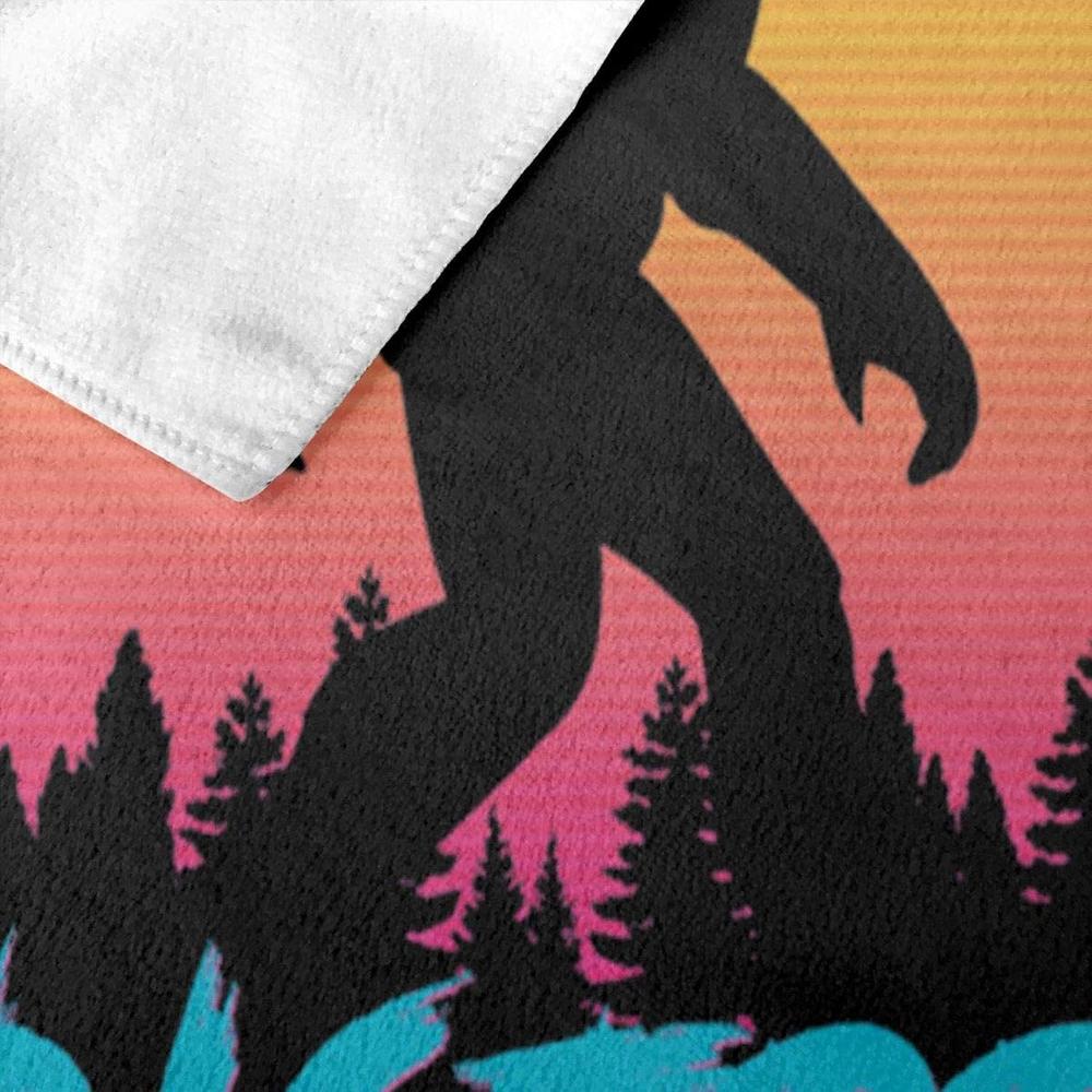 Great Choice Products Retro 1980S Bigfoot Sasquatch Beach Towel Bath Towel Beach Blanket Quick Dry Towel Beach Bath Towels For Travel Swim Pool Yog…