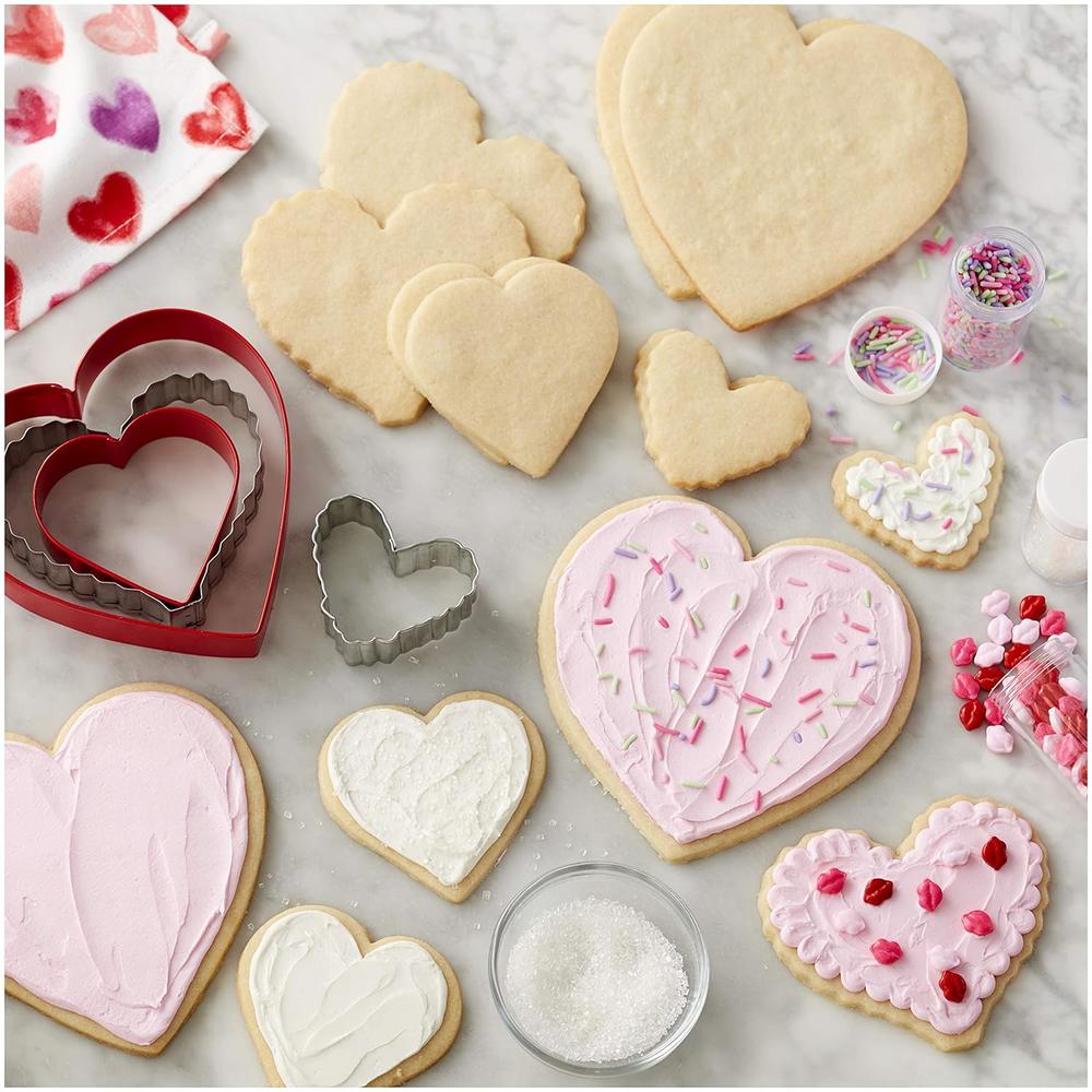 Wilton Nesting Hearts Cookie Cutter Set, 4-Piece