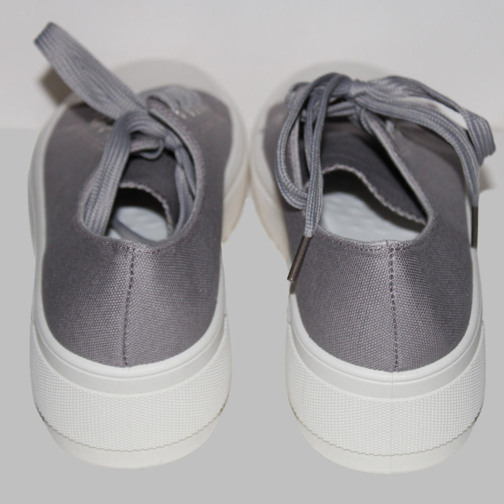 Weeboo Women Heys Lace Up Sneaker NWOB (Grey, 6)