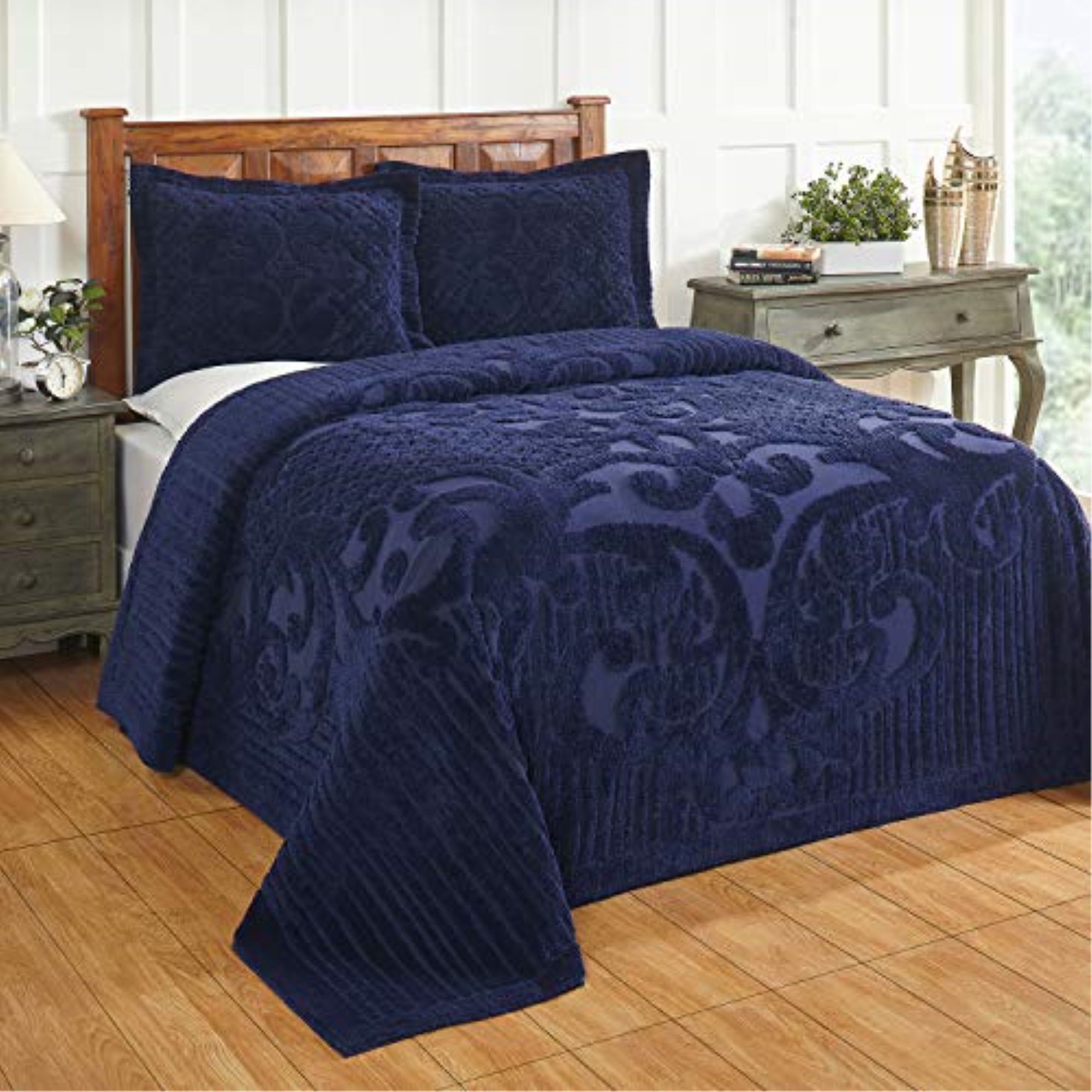 Better Trends Ashton Collection Queen Bedspread in Navy