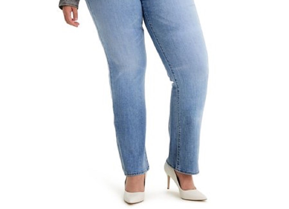 Levi's Women's Trendy Plus Classic Straight Leg Jeans Blue Size 20W