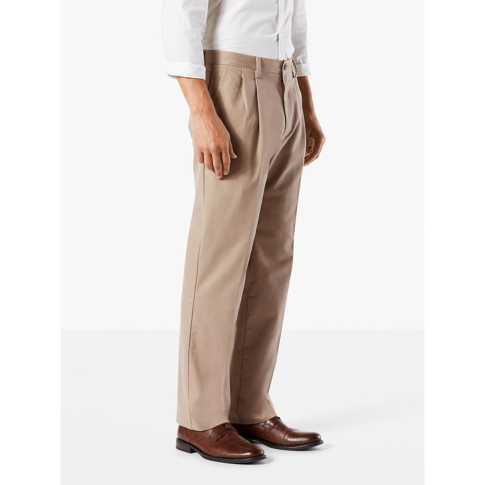 Dockers Men's Easy Classic Pleated Fit Khaki Stretch Pants Beige Size 40X30