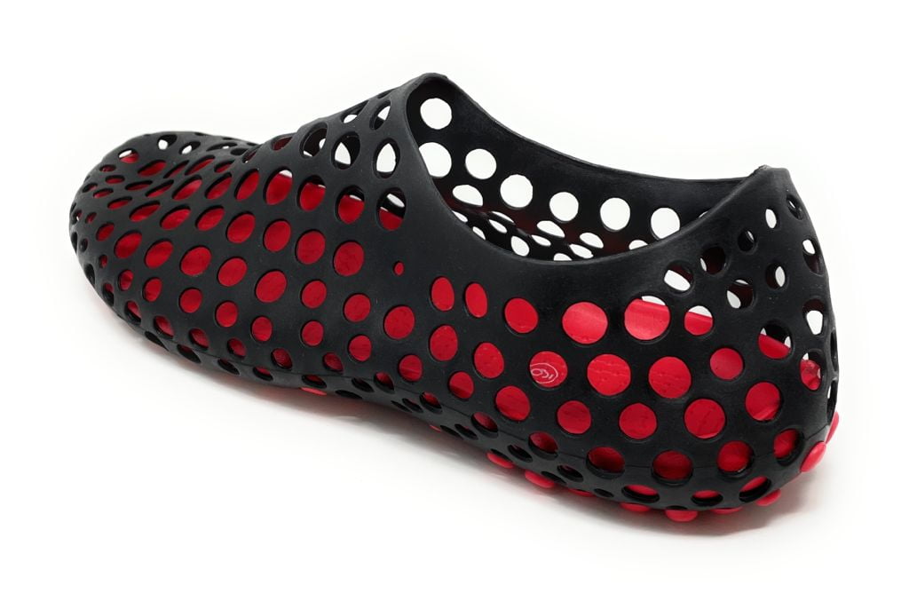 7KB 2001 null null null null null null null 1 2003 null dioRWZn7kzVsvM