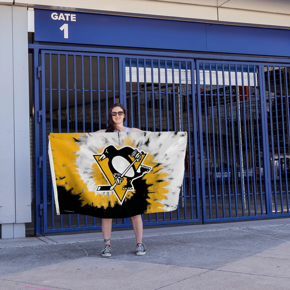 Rico Industries NHL Hockey Pittsburgh Penguins Tie Dye 3' x 5' Banner Flag