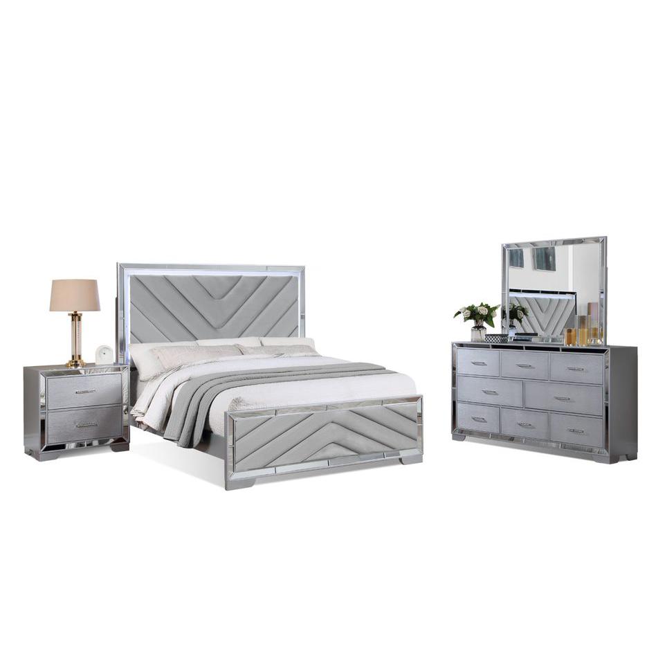 Reve & Belle 4pc Mirrored Trim Queen Bedroom Set with LED Lights, Silver