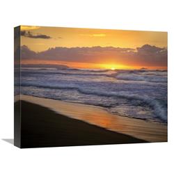 Global Gallery GCS-396141-1620-142 16 x 20 in. Sunset Over Polihale Beach, Kauai, Hawaii Art Print - Tim Fitzharris