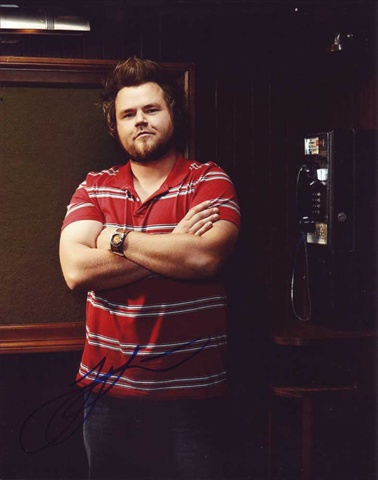 Sign Here Autographs 8061 Tyler Labine In-Person Autographed Photo