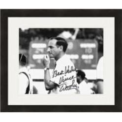 Autograph Warehouse 422172 Vince Dooley Autographed 8 x 10 in. Photo Georgia Bulldogs Head Coach No.28 Matted & Framed