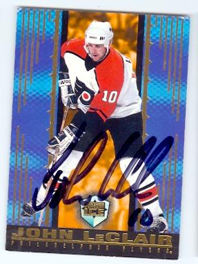 Autograph Warehouse John Leclair autographed hockey card (Philadelphia Flyers) 1999 Pacific No.137