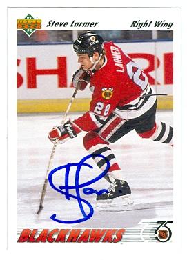 Autograph Warehouse Steve Larmer autographed hockey card (Chicago Blackhawks) 1991 Upper Deck No.257