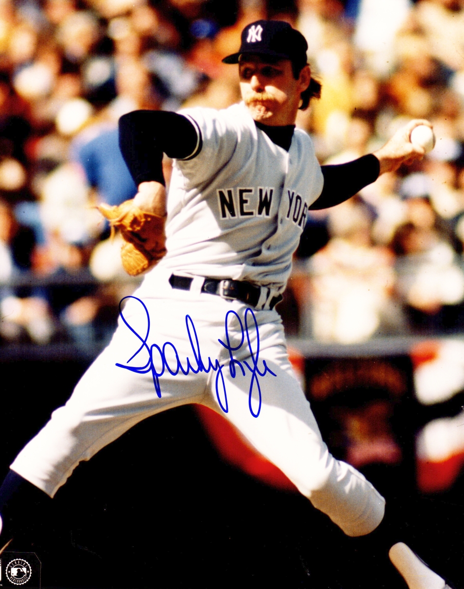Schwartz Sports Memorabilia LYL08P101 Sparky Lyle Signed New York Yankees Pitching Action 8 x 10 in. Photo