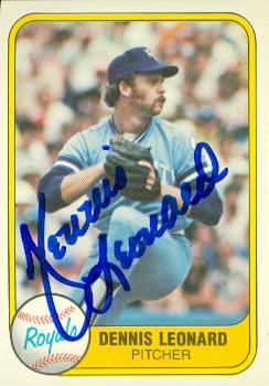 Autograph Warehouse 97608 Dennis Leonard Autographed Baseball Card Kansas City Royals 1981 Fleer No. 42