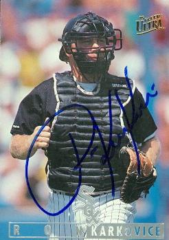 Autograph Warehouse 69949 Ron Karkovice Autographed Baseball Card Chicago White Sox 1995 Fleer Ultra No. 31