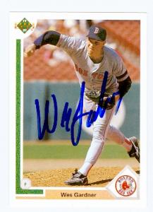 Autograph Warehouse 62020 Wes Gardner Autographed Baseball Card Boston Red Sox 1991 Upper Deck No. 214