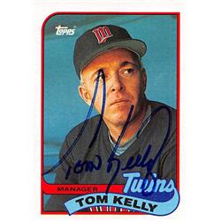 Autograph Warehouse 245723 Tom Kelly Autographed Baseball Card - Minnesota Twins 1989 Topps - No. 14
