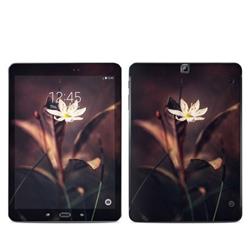 DecalGirl SGTS2-DELICATE 9.7 in. Samsung Galaxy Tab S2 Skin - Delicate Bloom