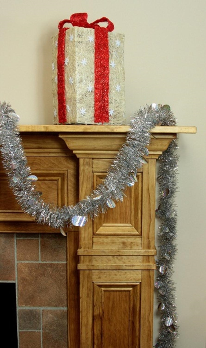 Go-Go 50 ft. Festive Silver Christmas Tinsel Garland with Holographic Polka Dots - Unlit - 5 Ply