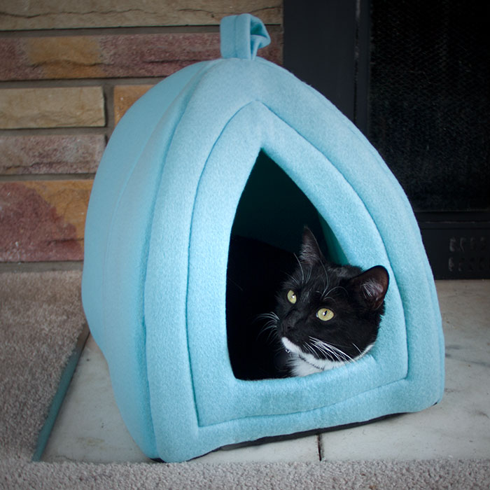 Trademark Global Petmaker 80-TB8801-BLU Cozy Kitty Tent Igloo Plush Cat Bed - Blue