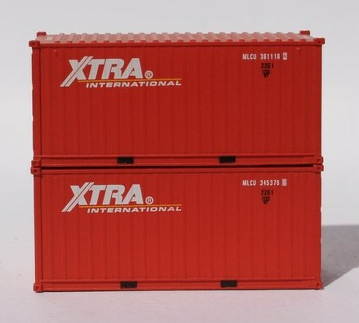 Jacksonville Terminal 205372 20 ft. N Scale XTRA International Standard Height Container - Pack of 2