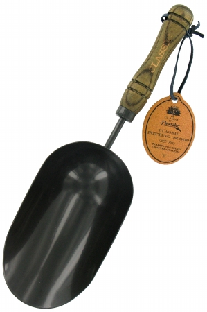 Flexrake Corporation Flexrake CLA330 Classic Potting Scoop with Leather Hanger