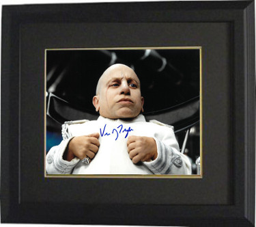 RDB Holdings & Consulting CTBL-BB21310 8 x 10 in. Verne Troyer Signed Austin Powers Mini Me Photo Custom Framed Horizontal&#44; Black