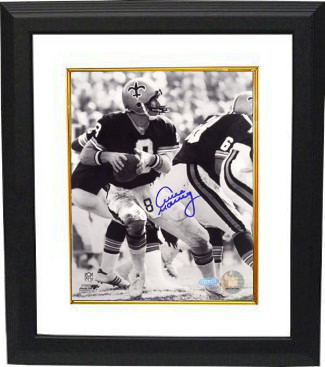 RDB Holdings & Consulting CTBL-BW17264 8 x 10 in. Archie Manning Signed New Orleans Saints Photo Vintage Black & White Custom Framed- Steiner Hologram