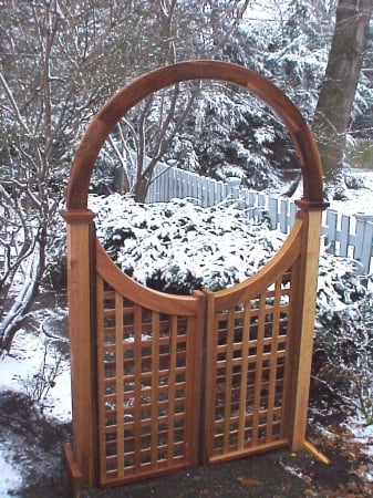 Bbq Innovations Single Halo Arbor- Frame only  gate not included