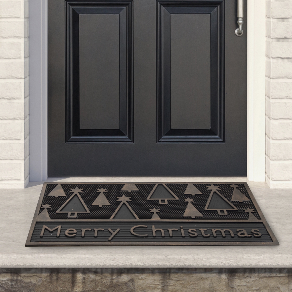 Northlight 35246642 18 x 30 in. Black & Gold Merry Christmas Doormat